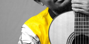 Hamza Anouar Housseine Alias Papaloté, musicien : « La scène, c’est…magique ! »