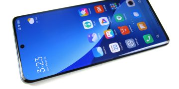 Comores. Le diktat du smartphone