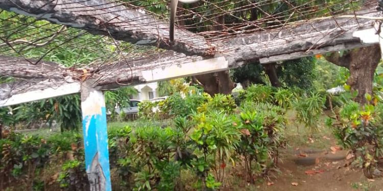 L’hôpital de Hombo, en ruines