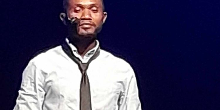 Bachirou Mahmoud, écrivain et slameur : « Écrire, c’est la chose que je fais le plus dans ma vie »