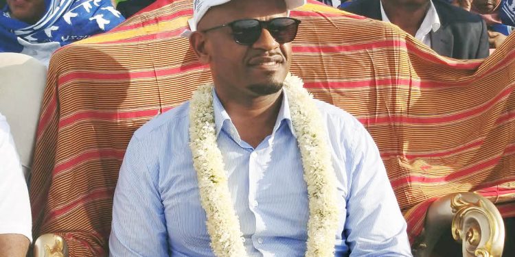 Législatives à Hambou. Les véritables motivations du fils du Président Azali