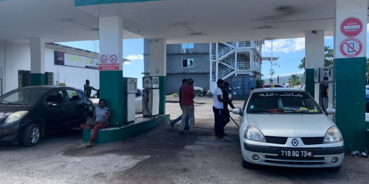 De l’essence qui rouille tout sur son passage