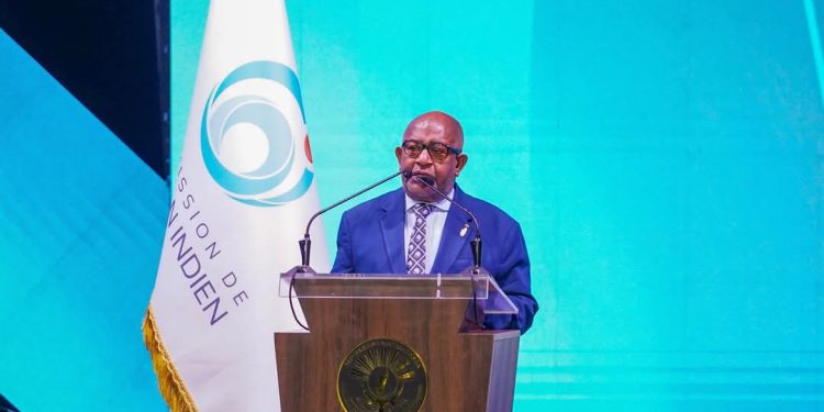 Mayotte dans la COI. La fin de non-recevoir d’Azali à Macron