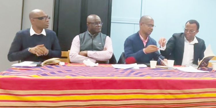 Pour une littérature comorienne en shikomori