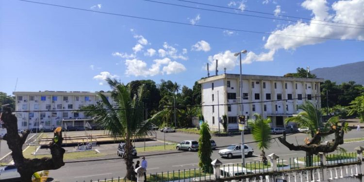 Le mythe dangereux de l’irremplaçable dans l’administration comorienne