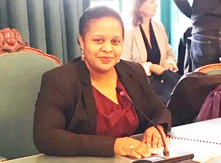 Maliza Said Youssouf, Sans financement, «les mairies demeureront des coquilles vides».