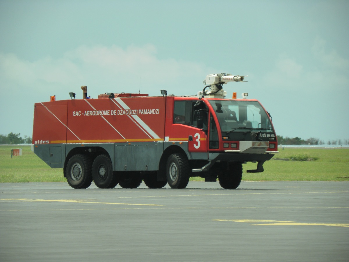 Le camion de pompier de l’aéroport d’Ouani