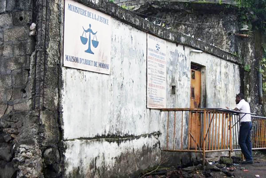Prison de Moroni.  UN RAPPORT ACCABLANT