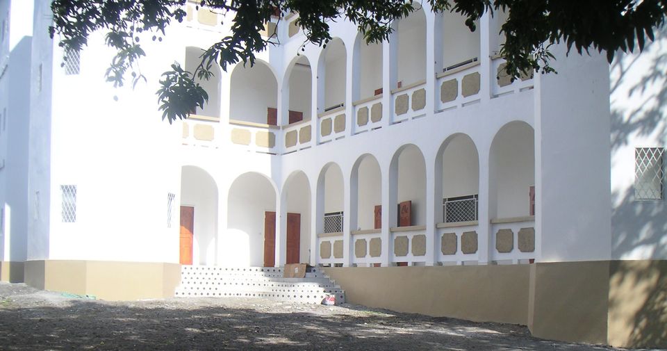 Université des Comores. Code du Travail bafoué