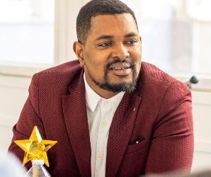 Swauti Ya Umati 1. L’armée et le peuple