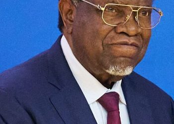 Azali, absent à l’hommage rendu à Hage Godfried Geingob