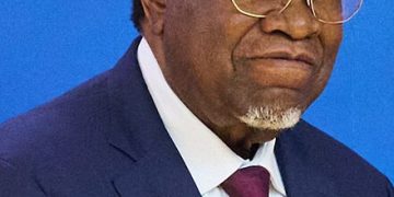 Azali, absent à l’hommage rendu à Hage Godfried Geingob