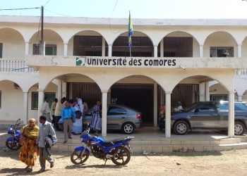 Université des Comores : Les insuffisances des lois de 2014 et 2023
