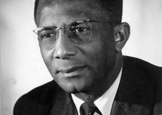 Saïd Mohamed Cheikh et la permanence des pouvoirs religieux et coutumiers